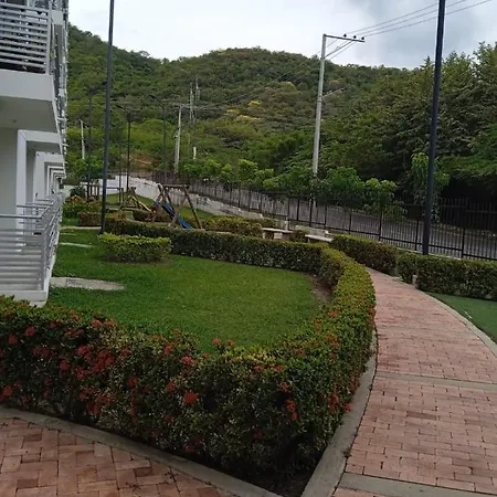 Aqualina Green Girardot Exterior photo